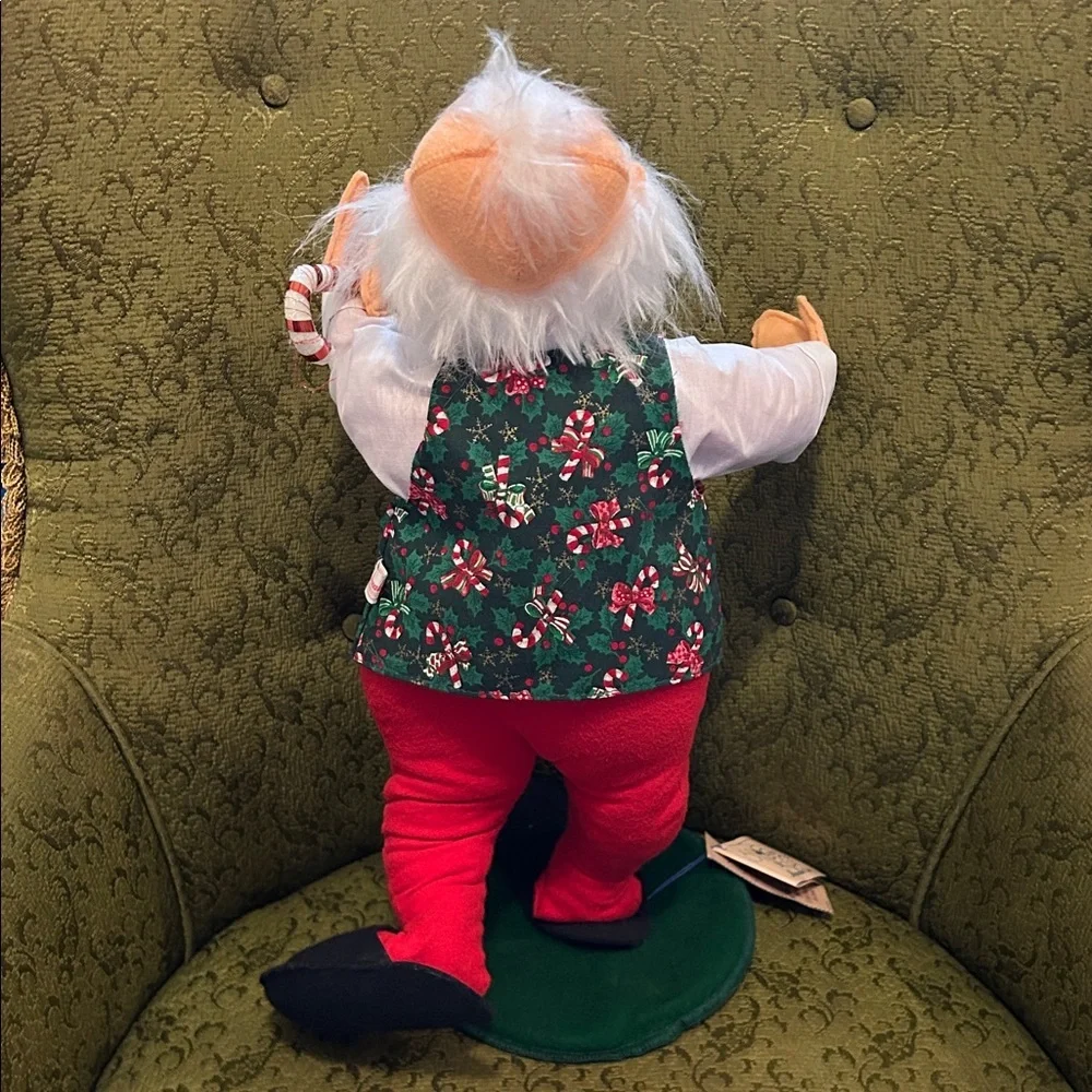 Vintage Annalee Santa Figure with Red and Green Outfit aprox 17”h
